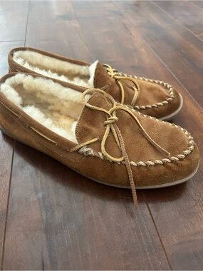 Minnetonka men’s pile lined hard sole slipper 11